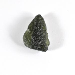Raw Moldavite, Czech Moldavite, Natural Green Moldavite Crystals, Raw Moldavite, Heart Chakra, Healing Crystal, Gift for Mother