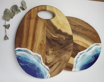 Personalized cutting board, serving board, cheese board, antipasti board made of acacia with ocean wave made of resin, individual engraving