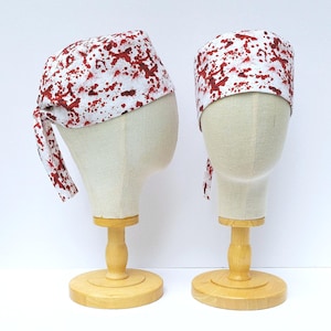 Blut Splatter Print Chirurgische Scull Cap, Allgemeine Chirurgische Scrub Hat, Hämatologie Scrub Cap für kurze Haare. Medizinisches Kalot