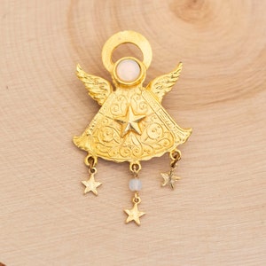 Vintage Angelic Figure White Bead Halo Star Christmas Eve Brooch by KC - B11