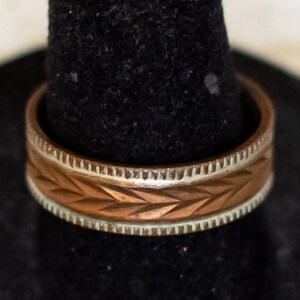 Size 8, Vintage Copper Arrow Pattern Band Unique Ring - B14
