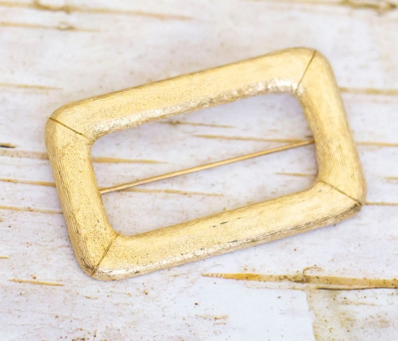 Vintage Basic Rectangle Gold Tone Brooch - BK1 - image 1