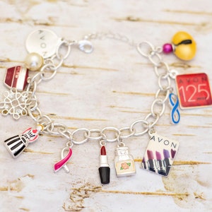 8 pulgadas, Vintage Avon Charms Silver Tone Charm Bracelet de Avon - BZ3
