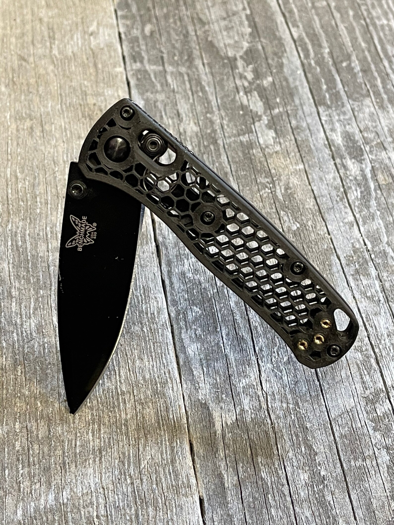 Benchmade Mini Bugout Hive Scales carbon Fiber Custom Etsy