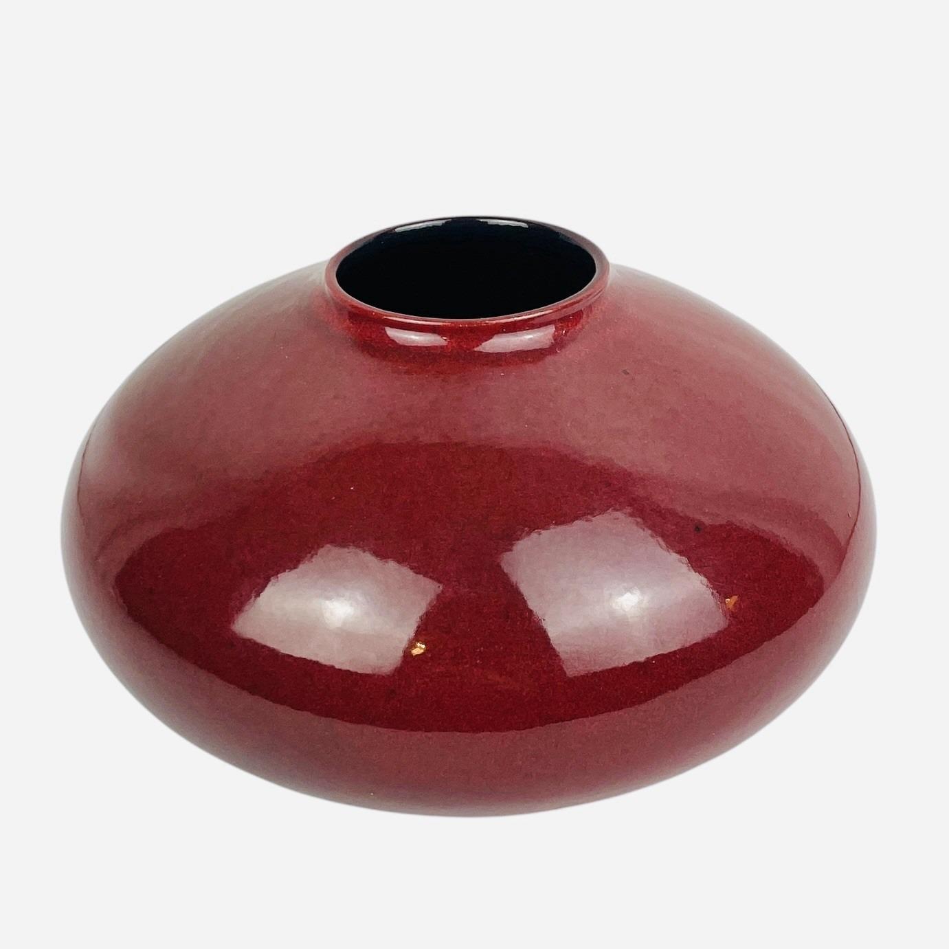 Vintage Amano Germany Pier 1 Import Round Red Short Vase Pottery