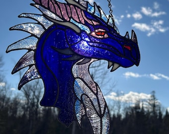 Dragón de vidrieras