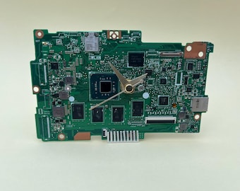 Recycled Computer Circuit Board Desk Clock: Eco-Friendly Tech Gift