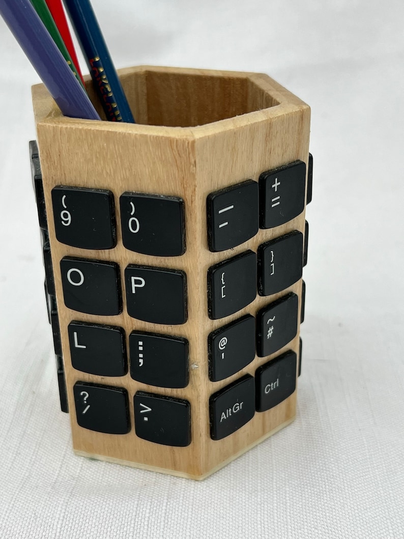 Wooden Desk Pen/pencil Pot Covered With Recycled Laptop Keys & Clear ...