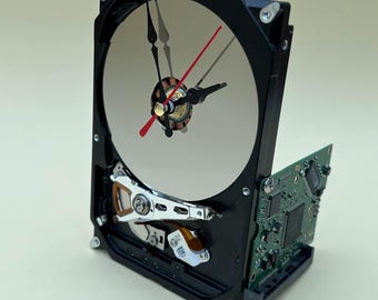 Recycled Hard Drive Desk Clock – Geeky Gift for Tech Lovers