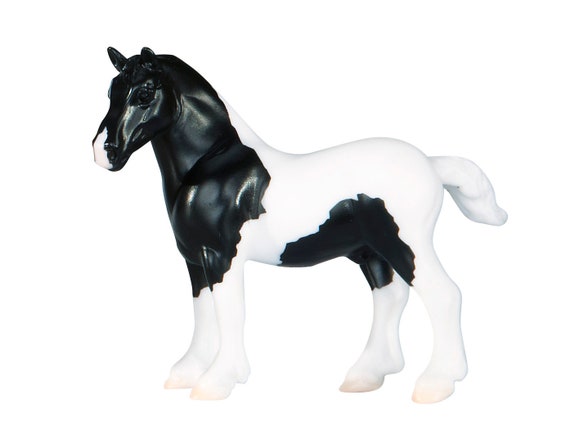Stablemates 1:32 scale BREYER HORSES American Spotted Draft Horse NEW #5700 