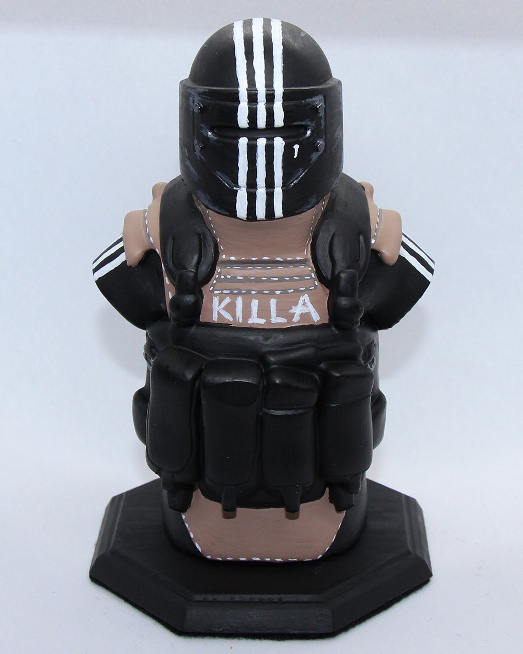 Escape from Tarkov タルコフ KILLA フィギュア　キーラー Amazon.co.jp: Escape from Tarkov タルコフ KILLA フィギュア