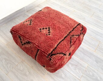 Handgefertigter marokkanischer Bodenpouf: Berber Kilim Ottoman