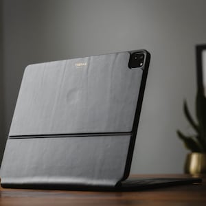 iPad Pro 12.9 « Magic Keyboard Cuir italien peau, Personnalisé, Coupe de précision, Fin, 3M, Décalcomanie en cuir, Fabriqué aux États-Unis, Peau de luxe