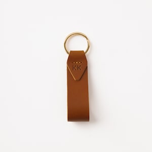 Italiaanse lederen sleutelhanger met gouden sleutelhanger, gepersonaliseerd, monogram, luxe cadeau, 7 kleuren beschikbaar, handgemaakt in de VS afbeelding 7