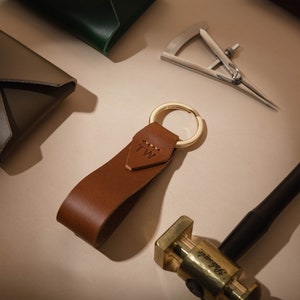 Italian Leather Key Chain with Gold Key Ring, Personalized, Monogram, Luxury Gift, 7 Colors Available, Hand Made in the US