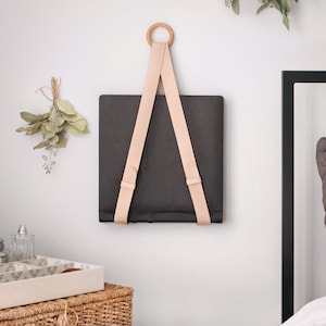 Lederner hängender Zeitschriftenhalter mit hölzernem Akzent, Leder-Wand-Dekor, Leder-Wand-Dekor, Gemüse-Leder, hergestellt in den USA
