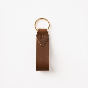 Italiaanse lederen sleutelhanger met gouden sleutelhanger, gepersonaliseerd, monogram, luxe cadeau, 7 kleuren beschikbaar, handgemaakt in de VS afbeelding 6