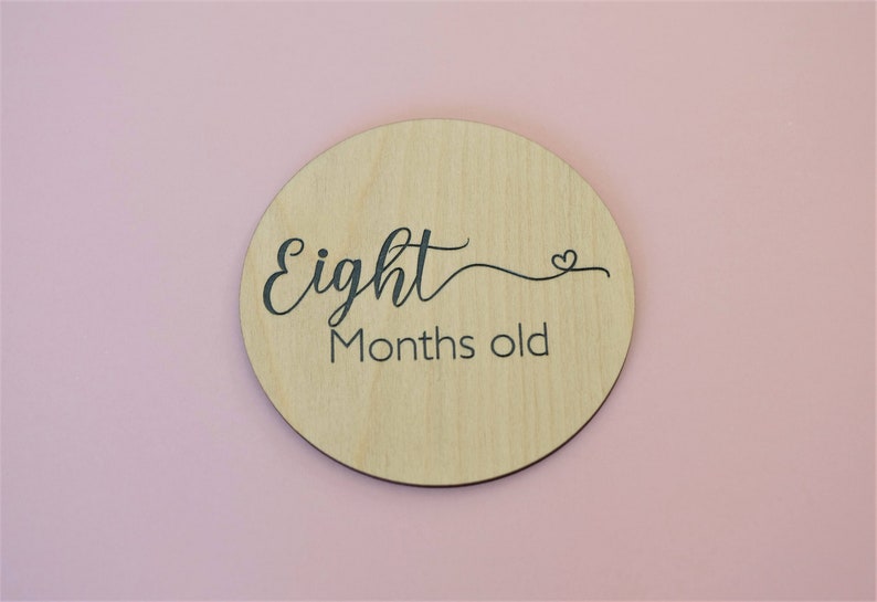 Wooden Baby Milestone Discs set of 14,discs Engraved Milestone Discs Wooden Monthly Milestone Markers Baby Shower Gift Newborn Gifts