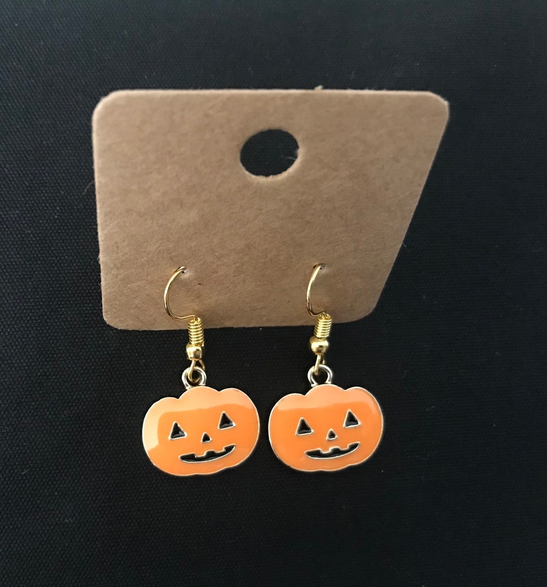 Boucles doreilles de citrouille dHalloween pendent / tombent image 1