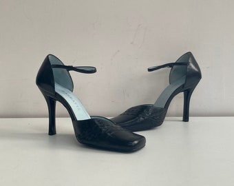 Mary Janes Schuhe / Y2K / Größe 4.5 / Square Toe Heels / Schwarzes Leder