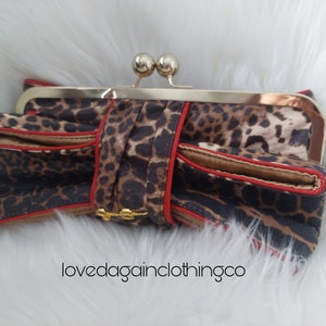 Jessica simpson clutch purse hotsell