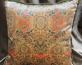 Damask Vintage Pattern Velvet Cushion, Green Cord Accessory Tape - Boho Home Decor Velvet Print Pillow Cover - Decorative Cushion