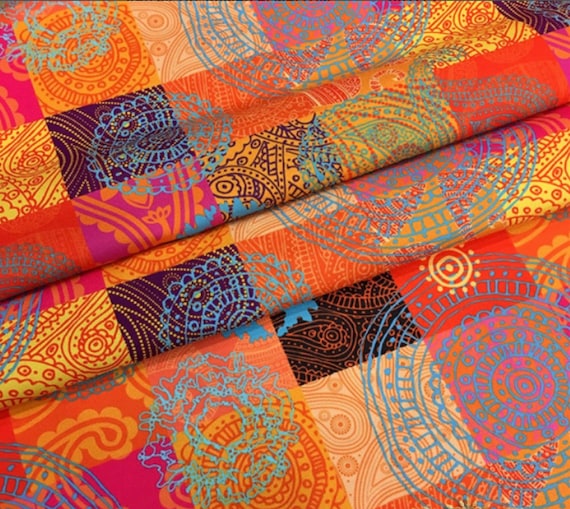 Soimoi Amarillo Dril De Algodon Tela Florales Y Paisley Decorativo