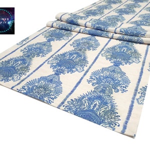 Blue Damask Pattern Table Runner, 16&#39;&#39;x 55&#39;&#39; (40x140cm) Oriental Home Decor Runner, Digital printed Polyester Fabrics Table Runner