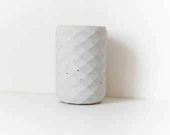 Geodesic Cylinder l Pencil Holder l Modern Decor l Concrete Pot