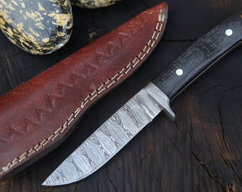Jagdmesser | Damaststahl Jagdmesser | Echtlederscheide | Echter Damast-Stahl