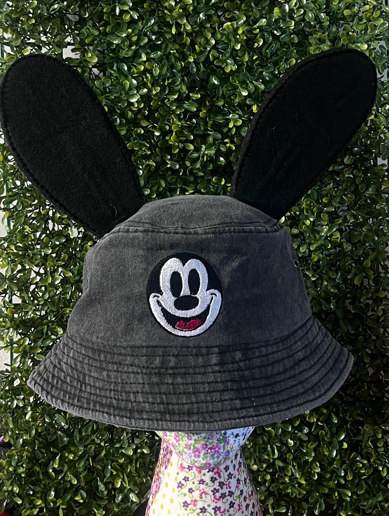 Oswald the lucky rabbit hat clearance