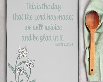 Edelweiss with Psalm 118:24 "This is the day that the Lord has made; we will rejoice and be glad in it" Bible Verse Dish Mat (Vertical)