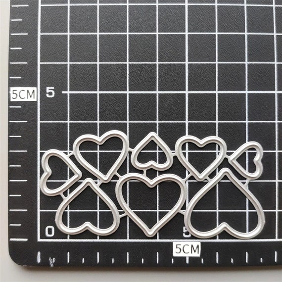 Fustelle in metallo a forma di cuore, con cornice a forma di cuore, stencil per fai da te, goffratura, foto, decorazioni, scrapbooking, creazione di biglietti