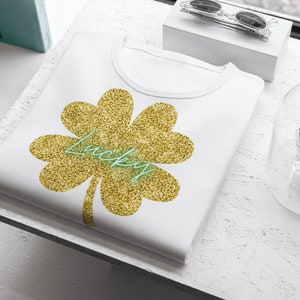 Lucky Clover St. Patrick&#39;s Day Short Sleeve T-Shirt