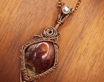 Red Moss Agate with Rainbow Moonstone Pendant Necklace in Copper