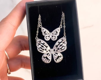 【完売品】UrbanOutfitters バタフライ 蝶　ジュエリーホルダー Ageha FUNKOUTS【アゲハ】シルバー ネックレス バタフライ