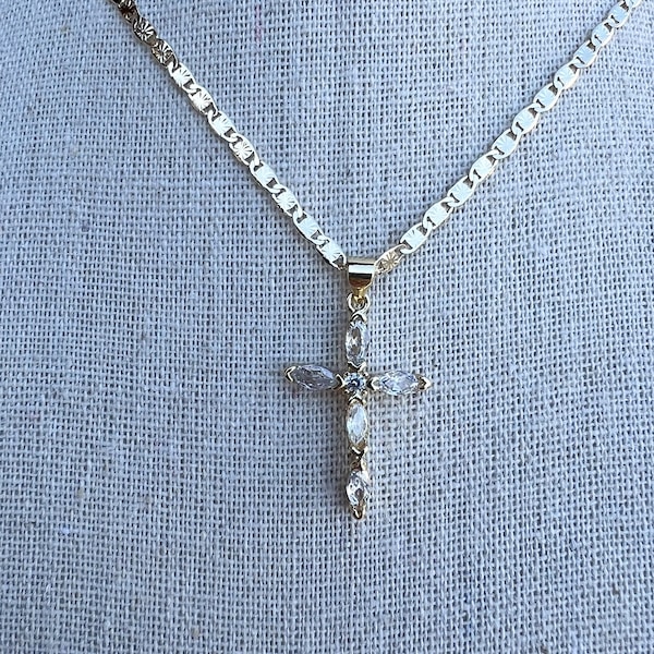 Diamond Cross Necklace main image 1