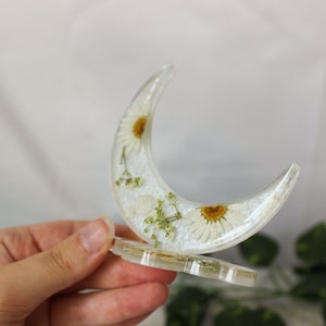 Crescent Moon Ring Holder Resin Ring Holder Resin Jewelry Stand Room Decor Pressed Flowers image 4