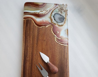 Hand Poured Resin Charcuterie board, Resin Cheese board, Cutting board, Serving Tray, Resin Art, Natural Crystals Board