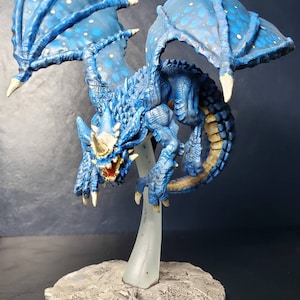 Nolzur&#39;s Young Blue Dragon