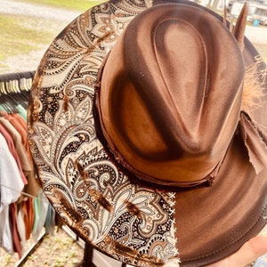 Purple Fields Wide Brim Hand Burned Hat main image 0