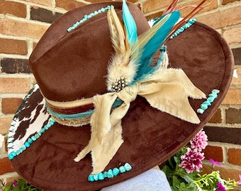 Hand Burned Vegan Suede Wide Brim Hat ~ Western Cowgirl Hat ~ Boho Rancher Hat ~ Custom Burned Hat ~ Womens Western Fashion
