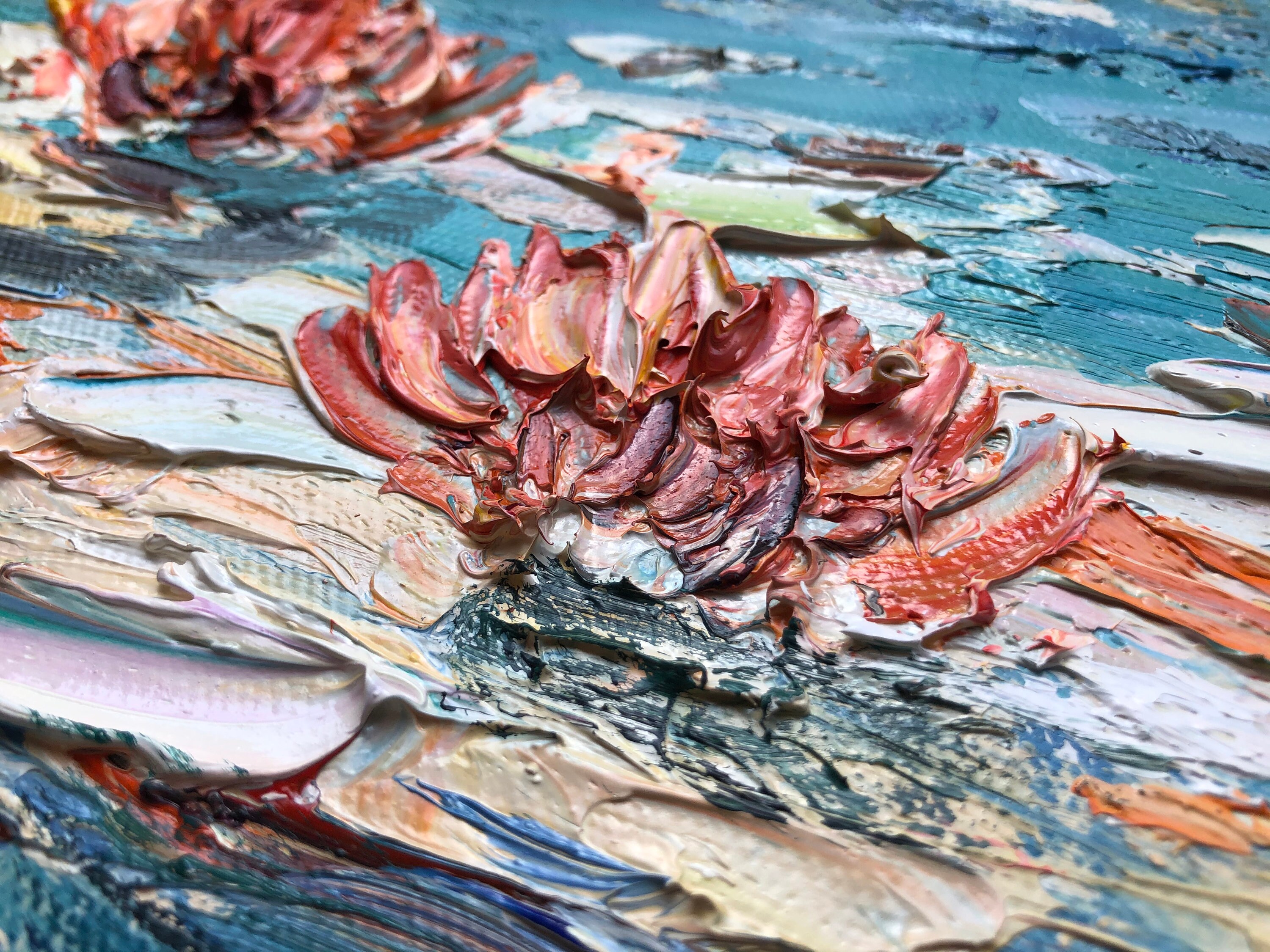 キャンバスに描かれた睡蓮の油絵 抽象的なテクスチャの絵画 蓮の池の