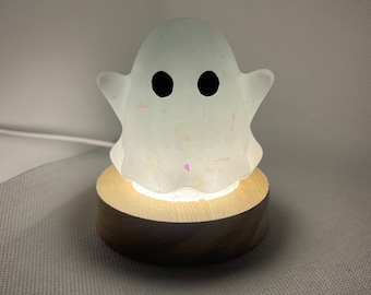 Resin Ghost w/ a Light Stand