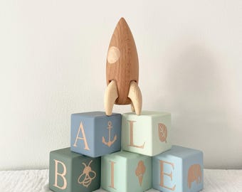 Add pictures to your Name Blocks