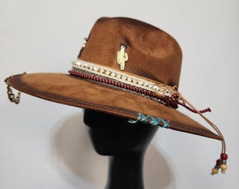 Desert Western Burned Vegan Suede Hat Size Small with Cactus