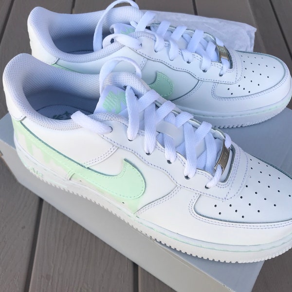 CUSTOM Nike Air Force 1, Tropf bemalte Nikes, Mint Nikes, Nike Schuhe, *BESCHREIBUNG LESEN*