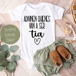 Adivinen quienes van a ser tia Onesie®, Spanish Pregnancy Announcement Onesie®, Tia Announcement Onesie®, Anuncio De Bebe