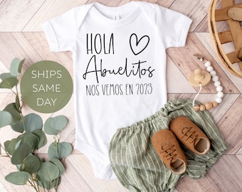 Hola Abuelitos anuncio de bebé onesie®, Spanish Pregnancy Announcement Onesie®, Grandparents Announcement Onesie®, Futuros Abuelitos