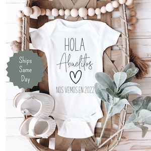 Hola Abuelitos anuncio de bebé onesie®, Spanish Pregnancy Announcement Onesie®, Grandparents Announcement Onesie®, Futuros Abuelitos